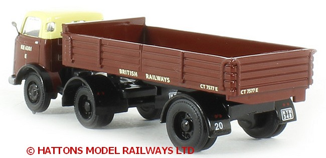 DA83 rear view