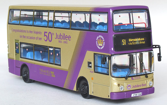 UKBUS 1005 front off-side view