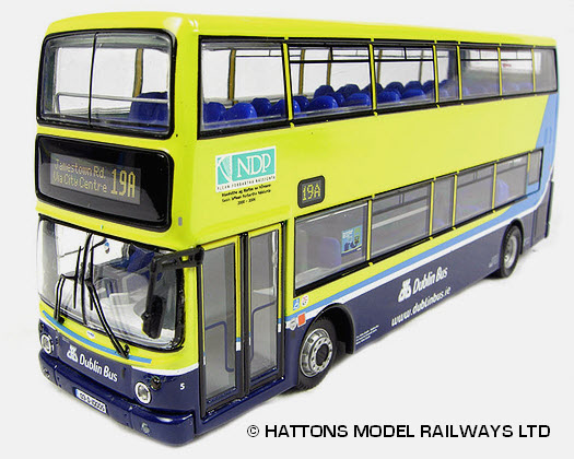 UKBUS 1028 front view