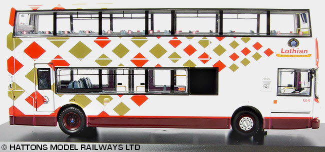 UKBUS 1037 off-side view