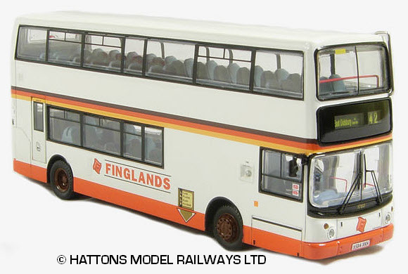 UKBUS 1043 front off-side view