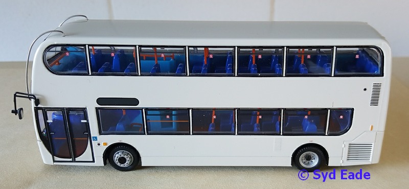 GB BUS0001 nearside view