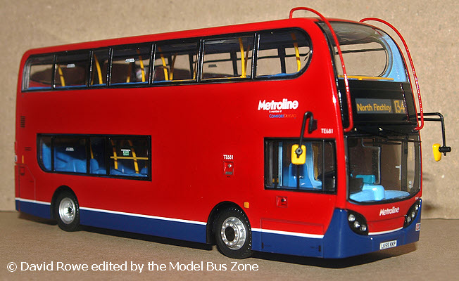UKBUS 0020 off-side view