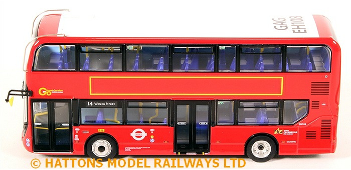 UKBUS6501 nearside view