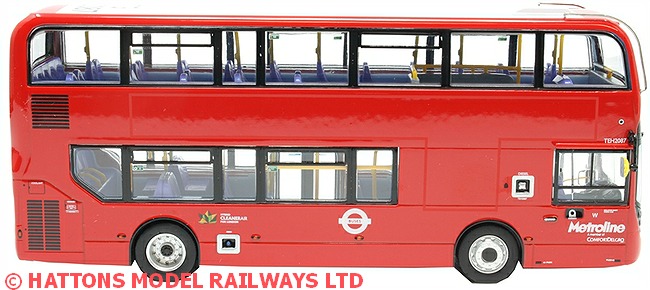 UKBUS6515 off-side view