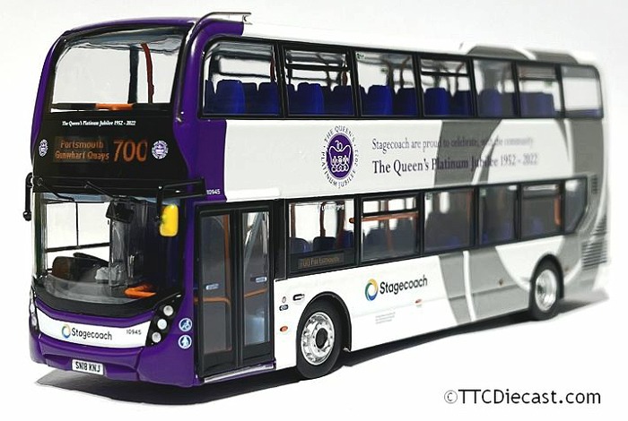 UKBUS6529 front view