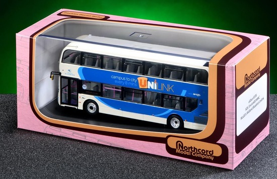 UKBUS6536 Model packaging