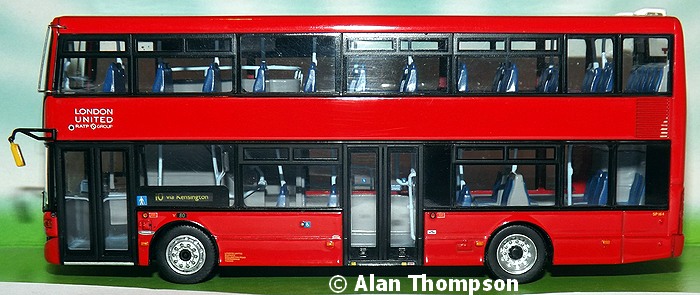 UKBUS 9006 nearside view