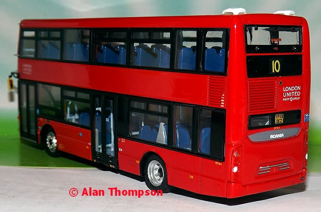 UKBUS 9006 nearside rear side view