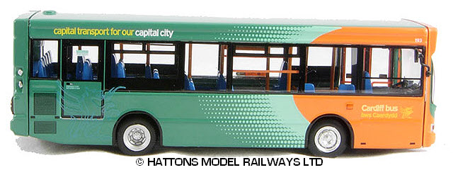 UKBUS3031 off-side view