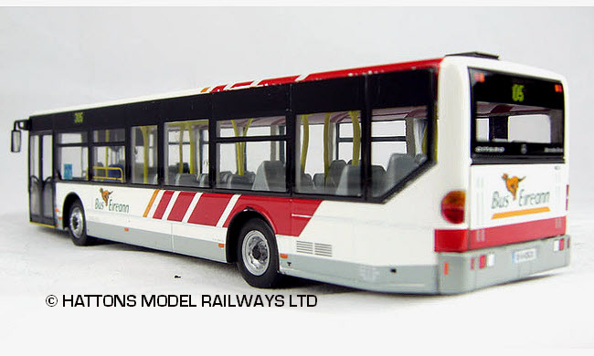 UKBUS 5006 rear view