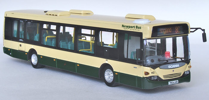 UKBUS 7001 front off-side view