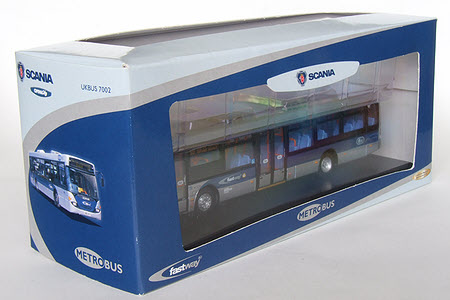 UKBUS 7002 Model packaging