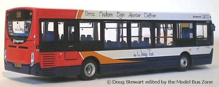 UKBUS 0028 rear view