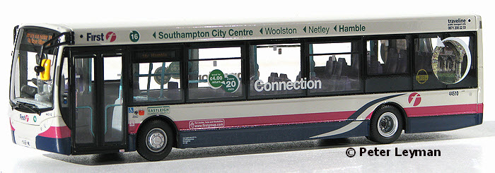UKBUS 8014 front view