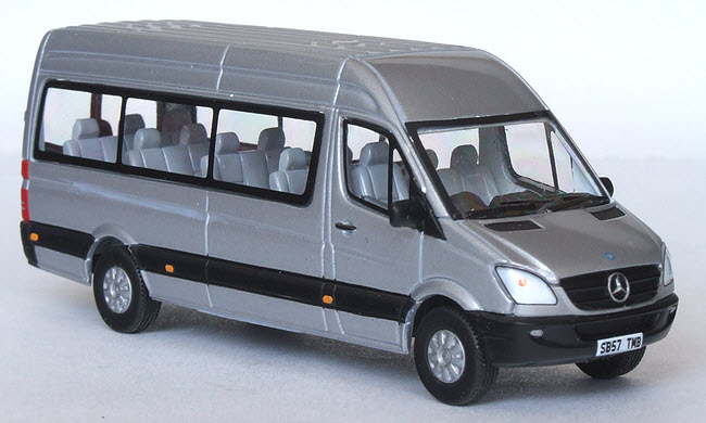 UKVAN 1002 off-side view