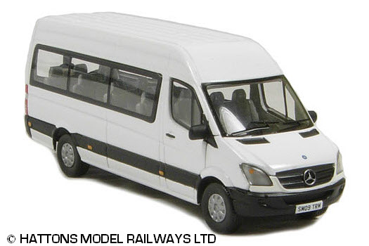 UKVAN 1006 off-side view