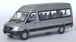 CMNL Vans & Minibuses
