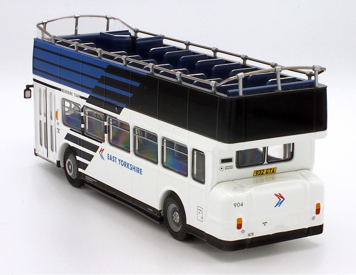 E40701 nearside rear view