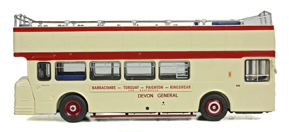 (E40502) Gift Set E99945 (Model B) offside view