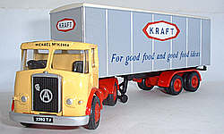 19404 Atkinson Artic with Boxvan Trailer - Kraft