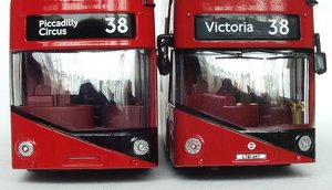 Close up of the fronts of the OOC & GS89201 models - Click to enlarge