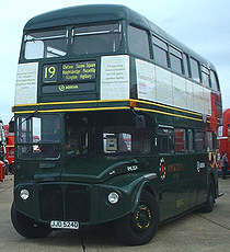 Arriva London RML 2524 in the 2004 version of the Shillibeer Livery