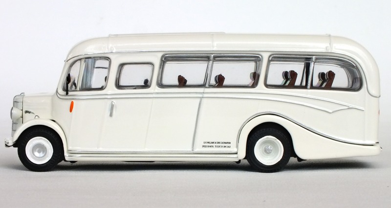 E20142 nearside view
