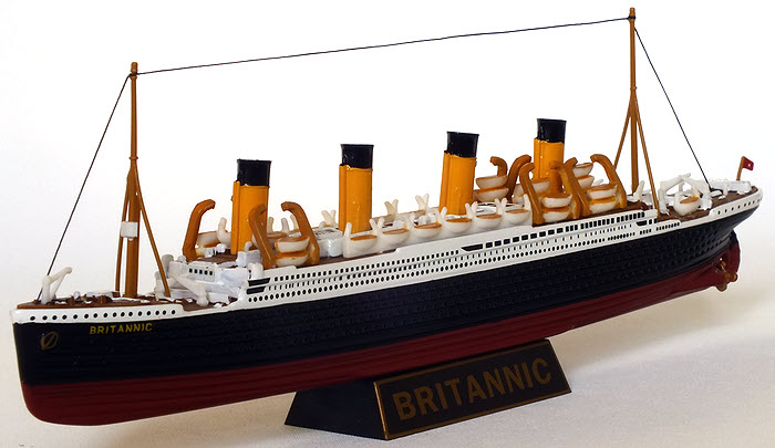 10004 R.M.S. Britannic bow