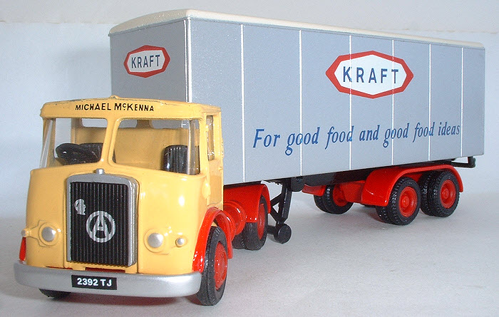 19404 Atkinson Artic with Boxvan Trailer - Kraft