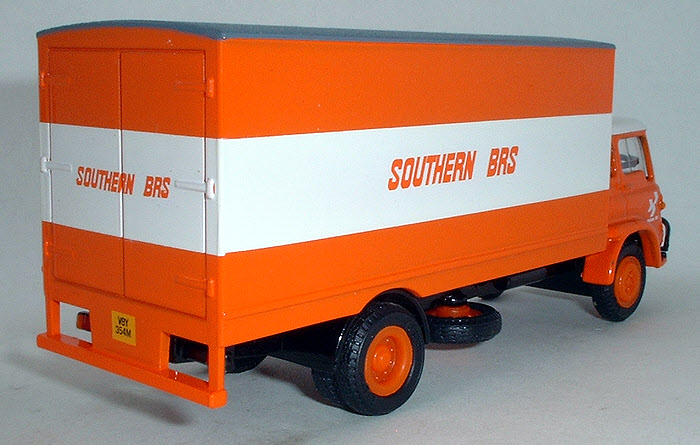 22901 rear view