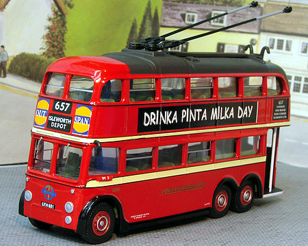 RD61 - Re Decorated London Q1 Trolleybuses on routes 657