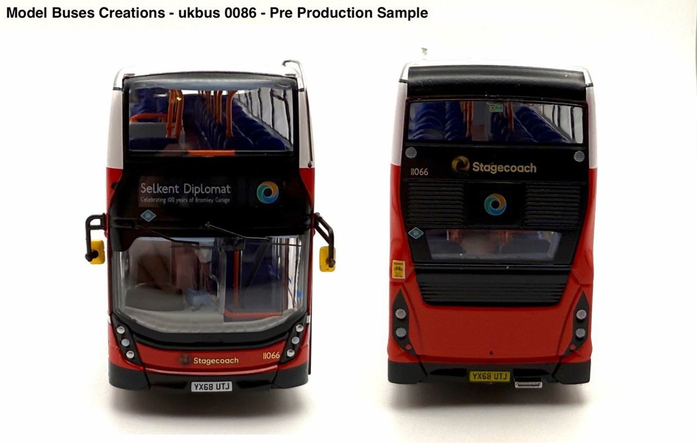 UKBUS0086 front & rear view