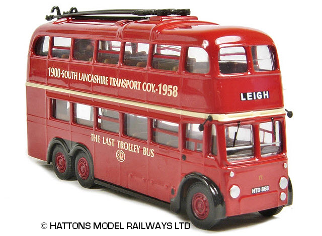 OM43708 front view