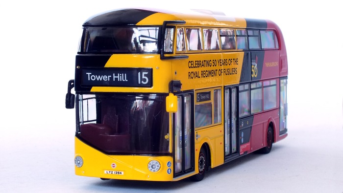 OM46620 Twin Pack model A front