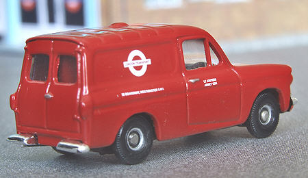 LT1004 Ford Anglia van rear view