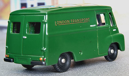 LT1004 Morris LD van rear view