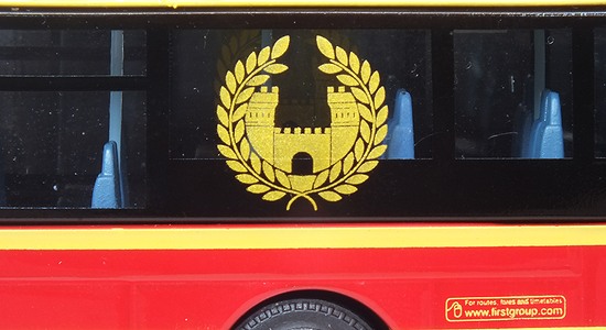 OM46018A Gold Service Logo