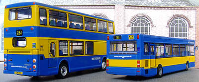 Set OM99172 models rear view