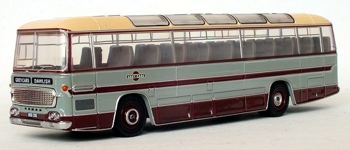 Duple Commander II Coach with cove roof windows