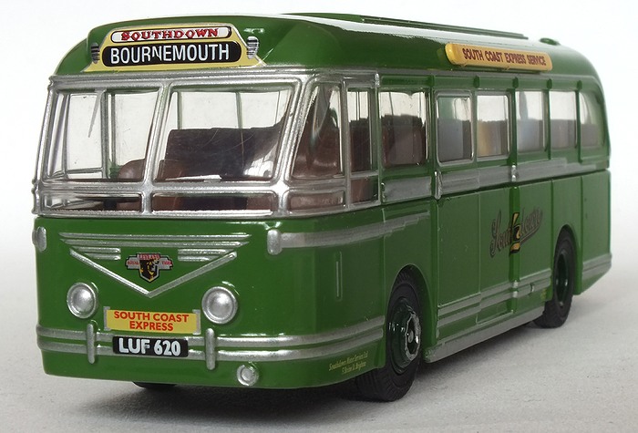 76SET38 Leyland Royal Tiger front nearsideside view