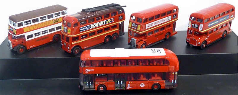 NSET004 London Transport Bus Set