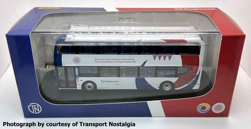UKBUS0090 Model packaging (front)